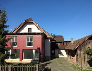 Zweifamilienhaus mitten im Dorfkern an zentraler, sonniger Lage mit Doppelgarage - 6221 Rickenbach / LU - Bild# 3