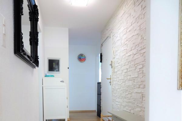 Sehr schöne, zentral gelegene 3.5 Zimmer- Wohnung in 6020 Emmenbrücke - Bild# 4