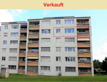 Sehr schöne, helle und zentrale 4,5- Zimmerwohnung mit viel Platz - Bild# 1