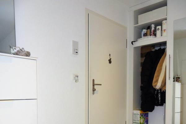 Sehr schöne und zentrale 2.5-Zimmerwohnung mit grossem Gartensitzplatz in 4552 Derendingen / SO - Bild# 2