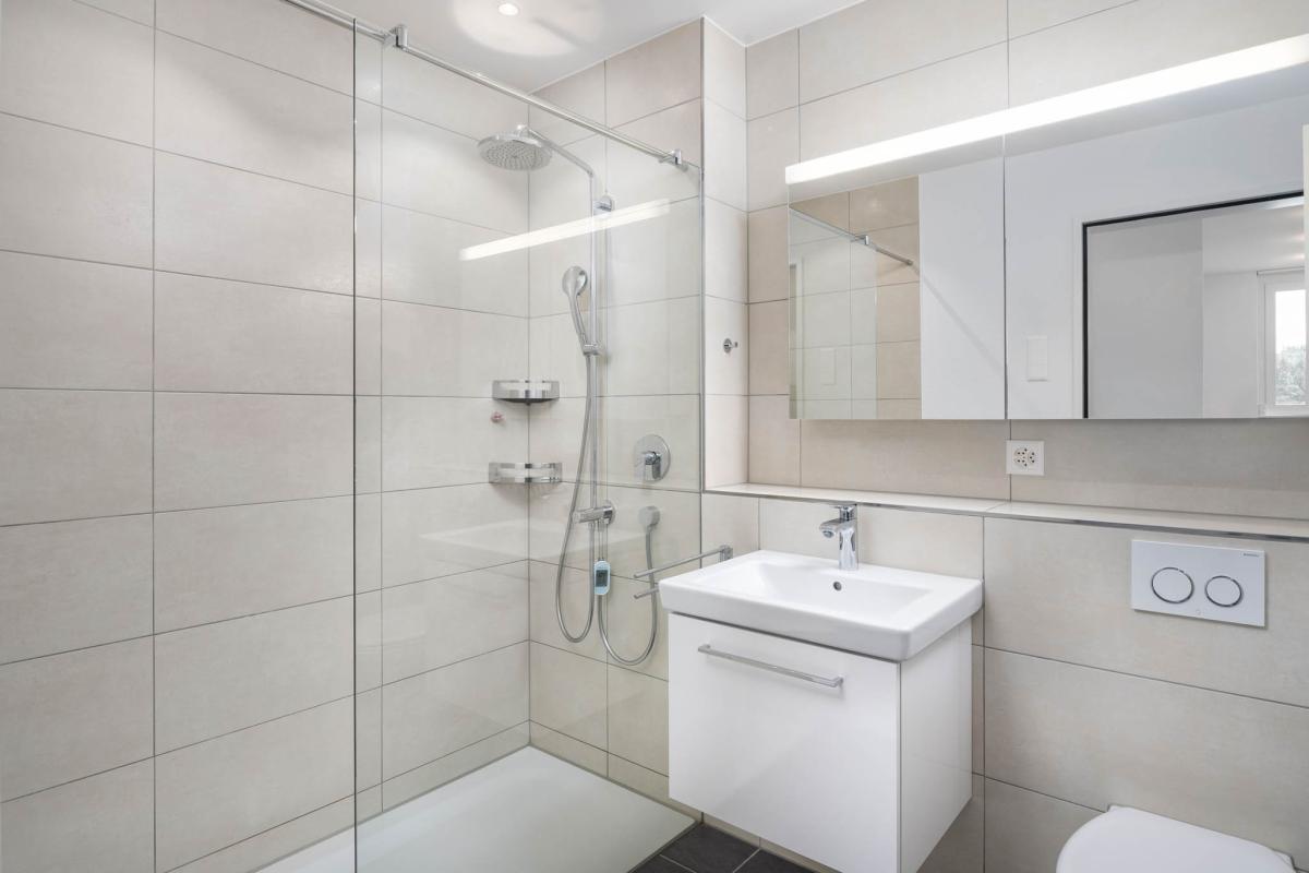 Sehr schöne, moderne und zentrale 3.5-Zimmerwohnung mit zwei Balkone - Bild# 11