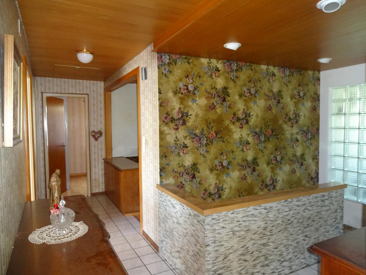 Charmantes Einfamilienhaus an guter, sonniger Lage mit Garten und traumhafter Weitsicht - Bild# 2