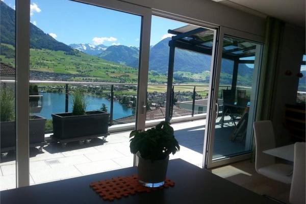 Großzügige 4,5 Zimmer-Wohnung mit traumhafter Aussicht auf See und Berge - 6373 Ennetbürgen - Bild# 2